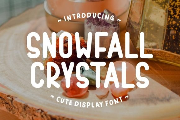 Snowfall Crystals: A Holiday Font with Character
